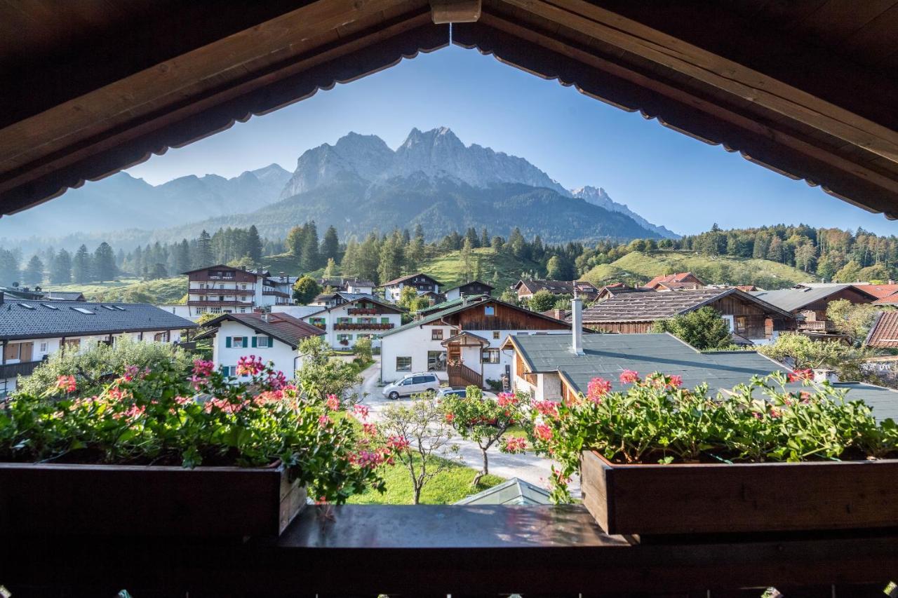 Ferienwohnung Gipfelblick グライナウ エクステリア 写真