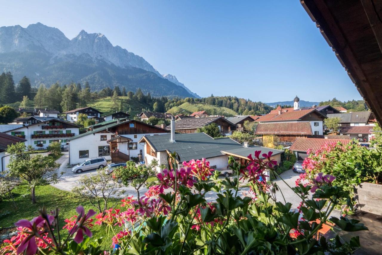 Ferienwohnung Gipfelblick グライナウ エクステリア 写真